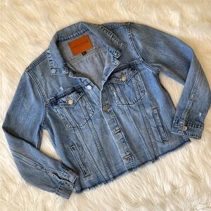 Lucky brand tomboy trucker jean jacket